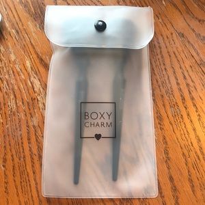 Boxycharm brushes